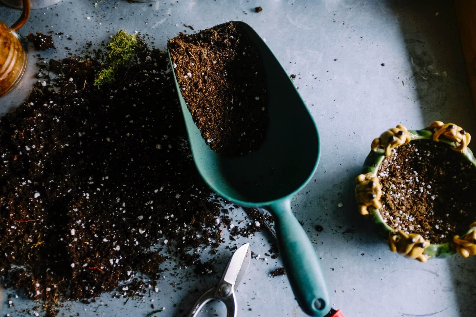 Cómo hacer compost en tu minihuerto